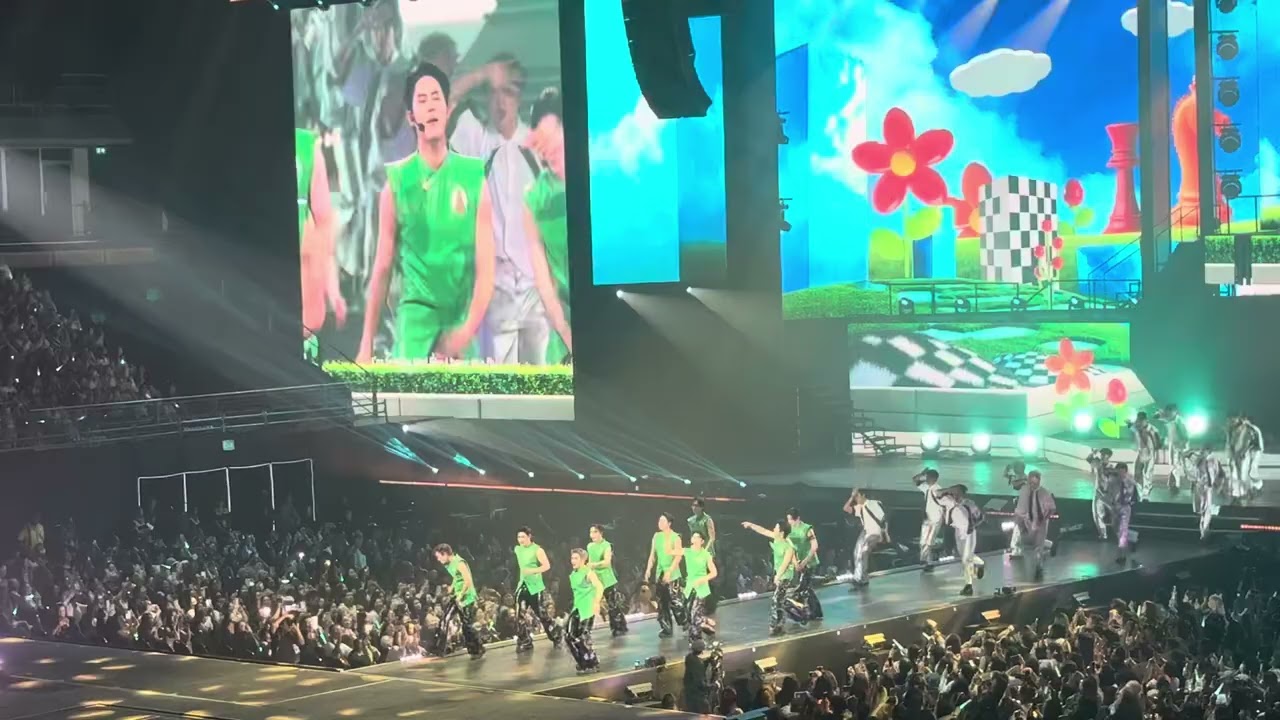 My School President Crew - ง้อว (Smile Please) @ Gemini-Fourth A.W.A.K.E. Concert