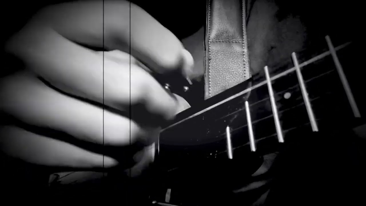 Snowdrop Clawhammer Banjo