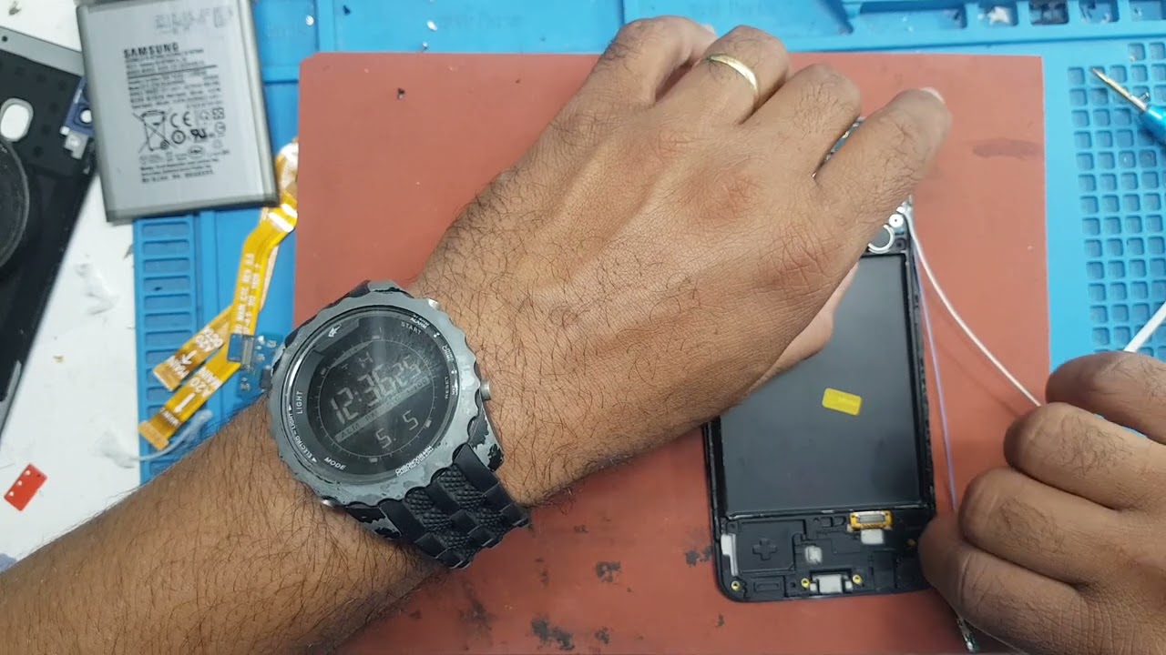 COMO TROCAR A TELA COMPLETA DO SAMSUNG GALAXY A20...(tela com aro)