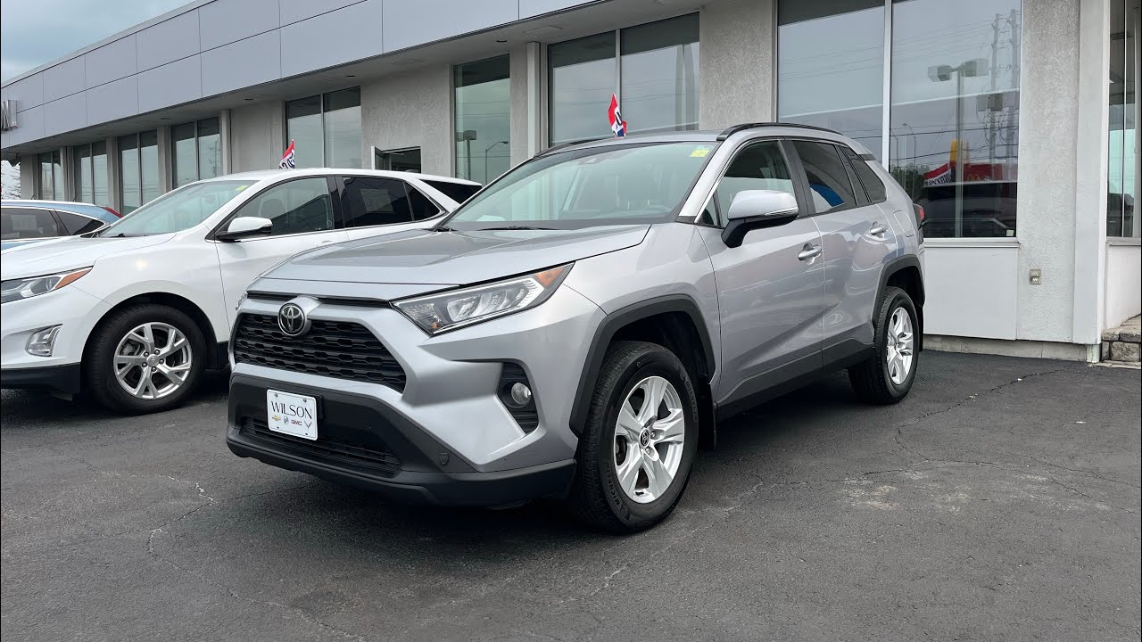 2021 Toyota RAV4 XLE AWD: Start Up, Exterior, Interior & Full Review