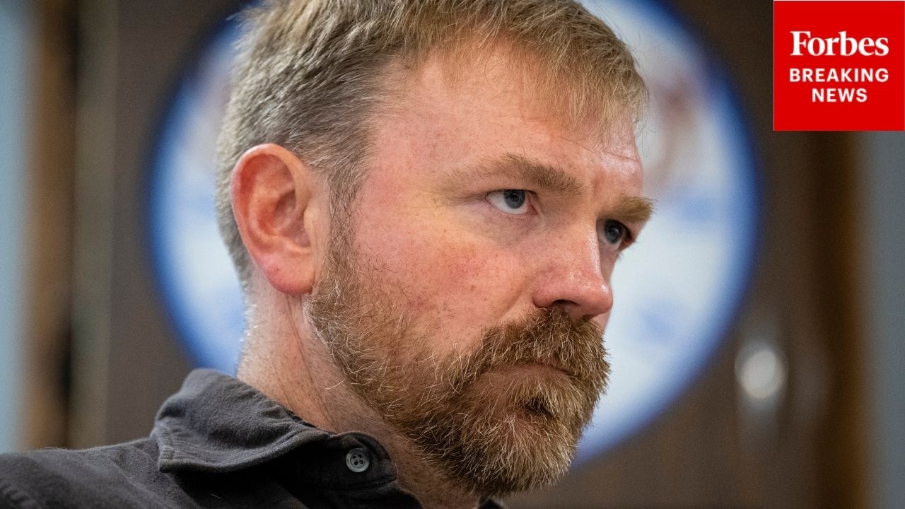Graham Platner Says His Past Was &lsquo;Weaponized&rsquo; In Latest Public Appearance Amid Mounting Allegations
