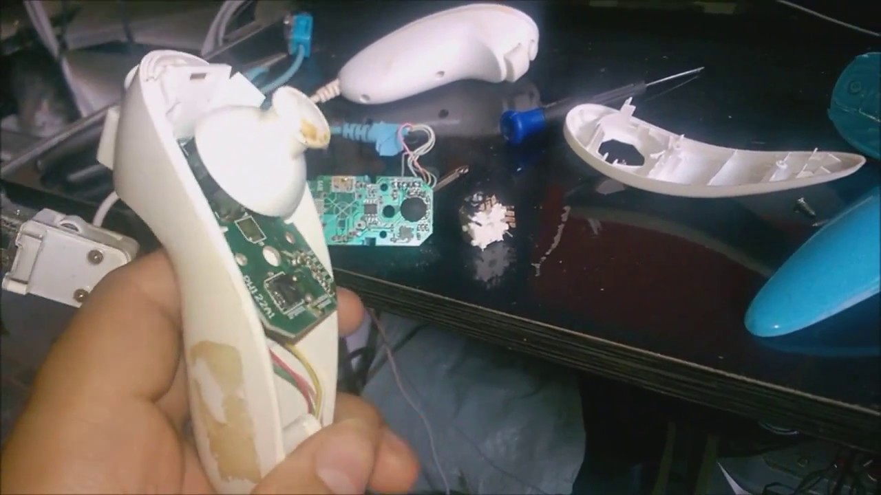 Consertando Nunchuck Wii Com Problemas e Mal Contato - Conserto do Inscrito
