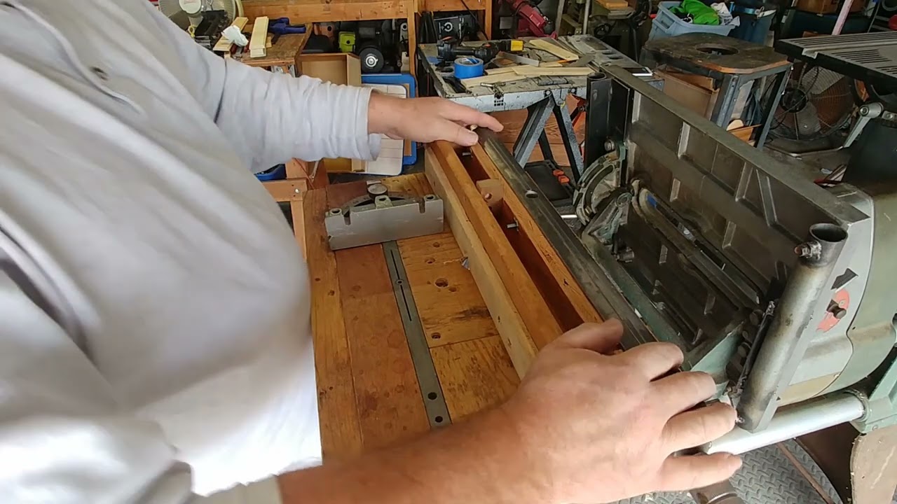 Shopsmith Mounted Router Table