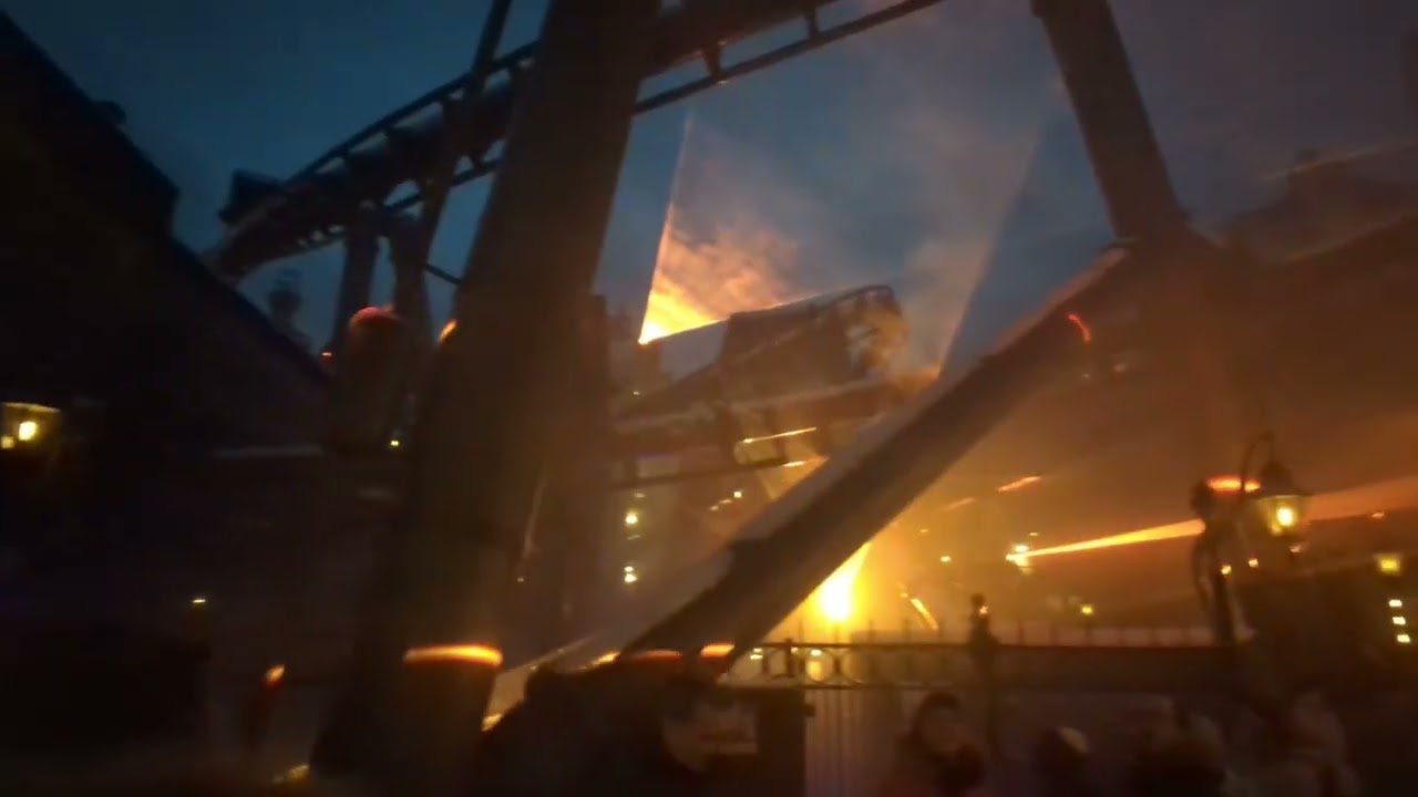 Phantasialand’s Pulse of Rookburgh | Mesmerising Wintertraum Light Show
