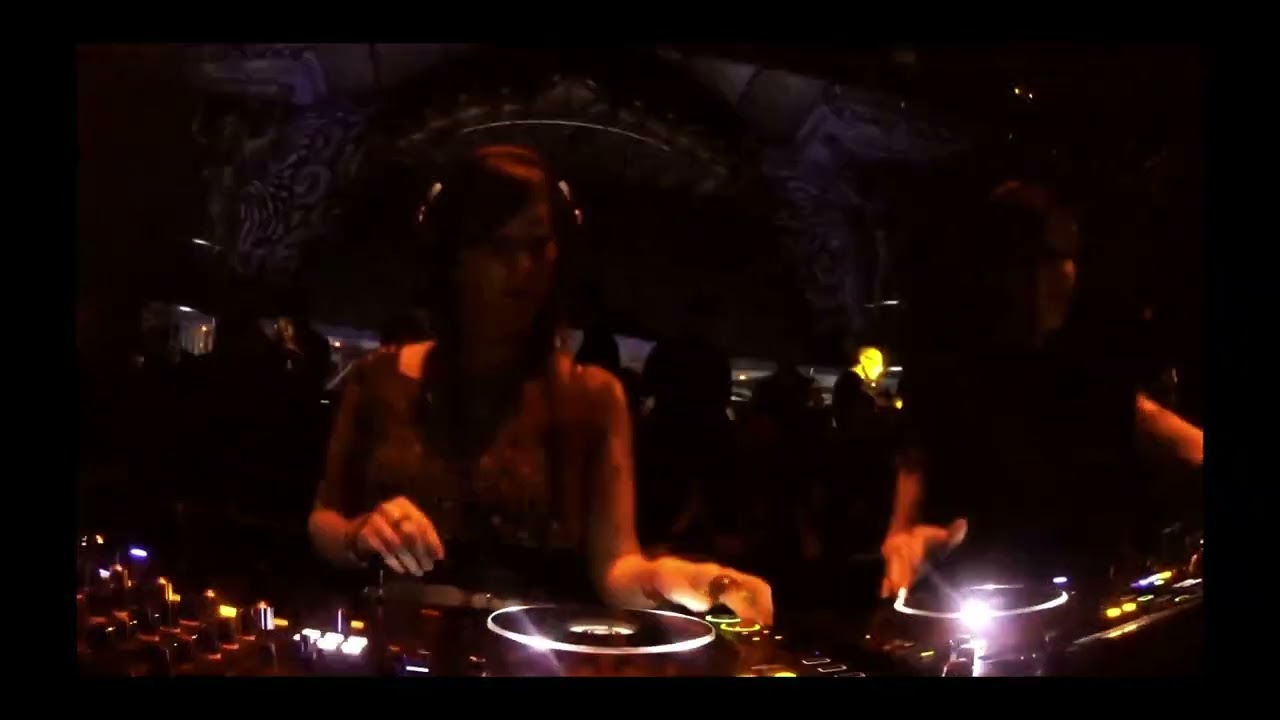NO.DOLLS! @ CODE, Fabrik (Nov. 2021) (clip)