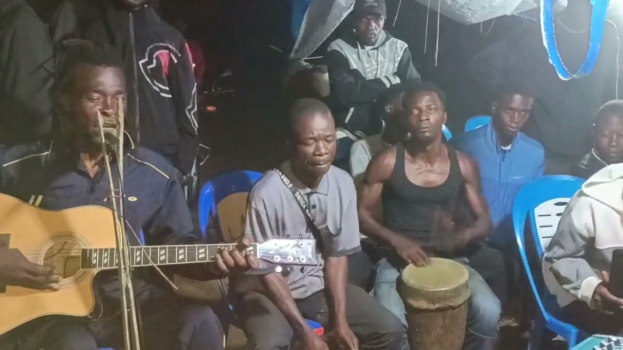 Les mélodies de Chez nous avec l'artiste MPONG AKUK YA ROBO