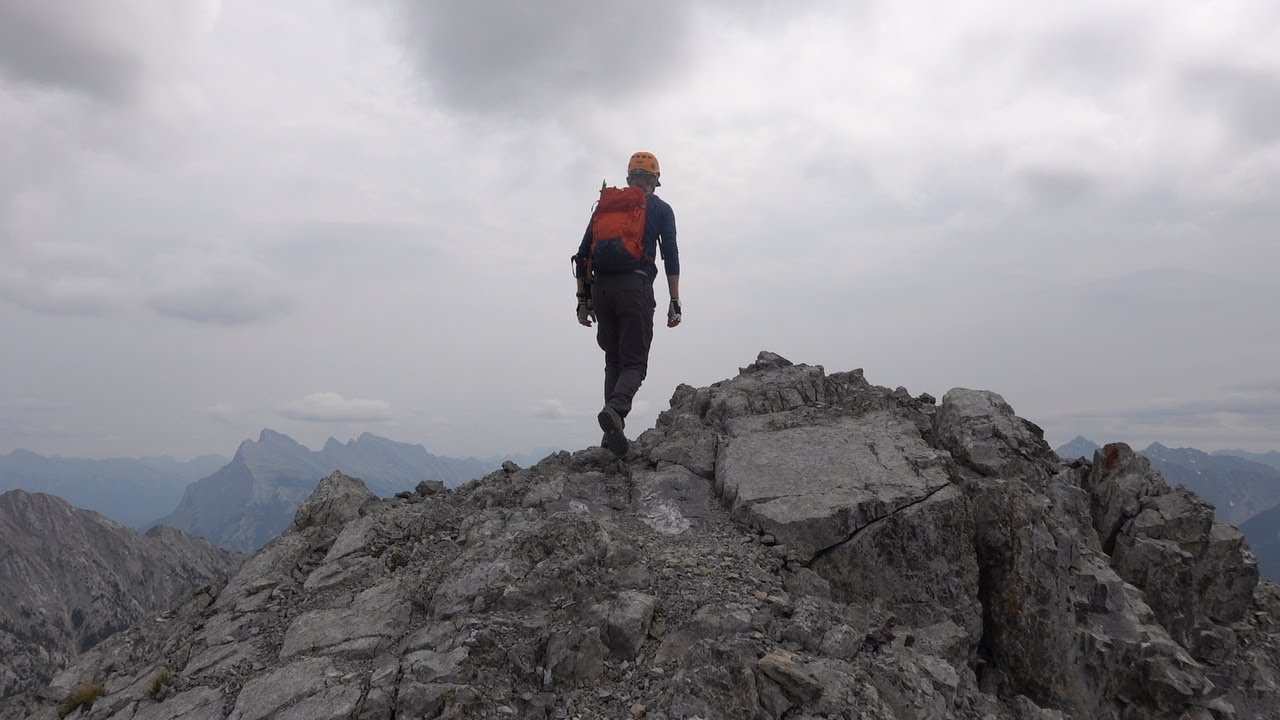 Mount Edith (3 Peak Scramble)