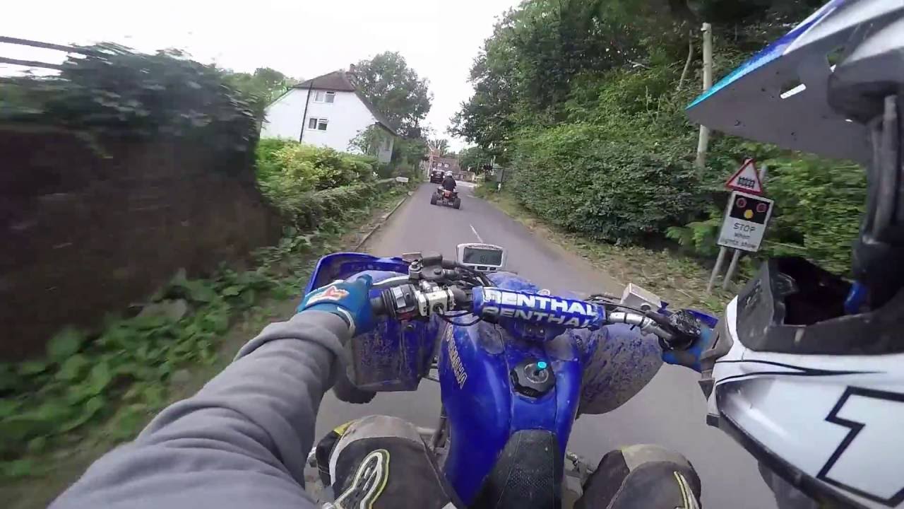 Hammering The Streets Yamaha Raptor 660 Quad Bike