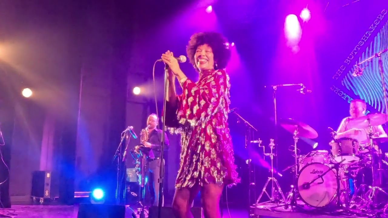 The BUTTSHAKERS : SAXO + DREAM ON