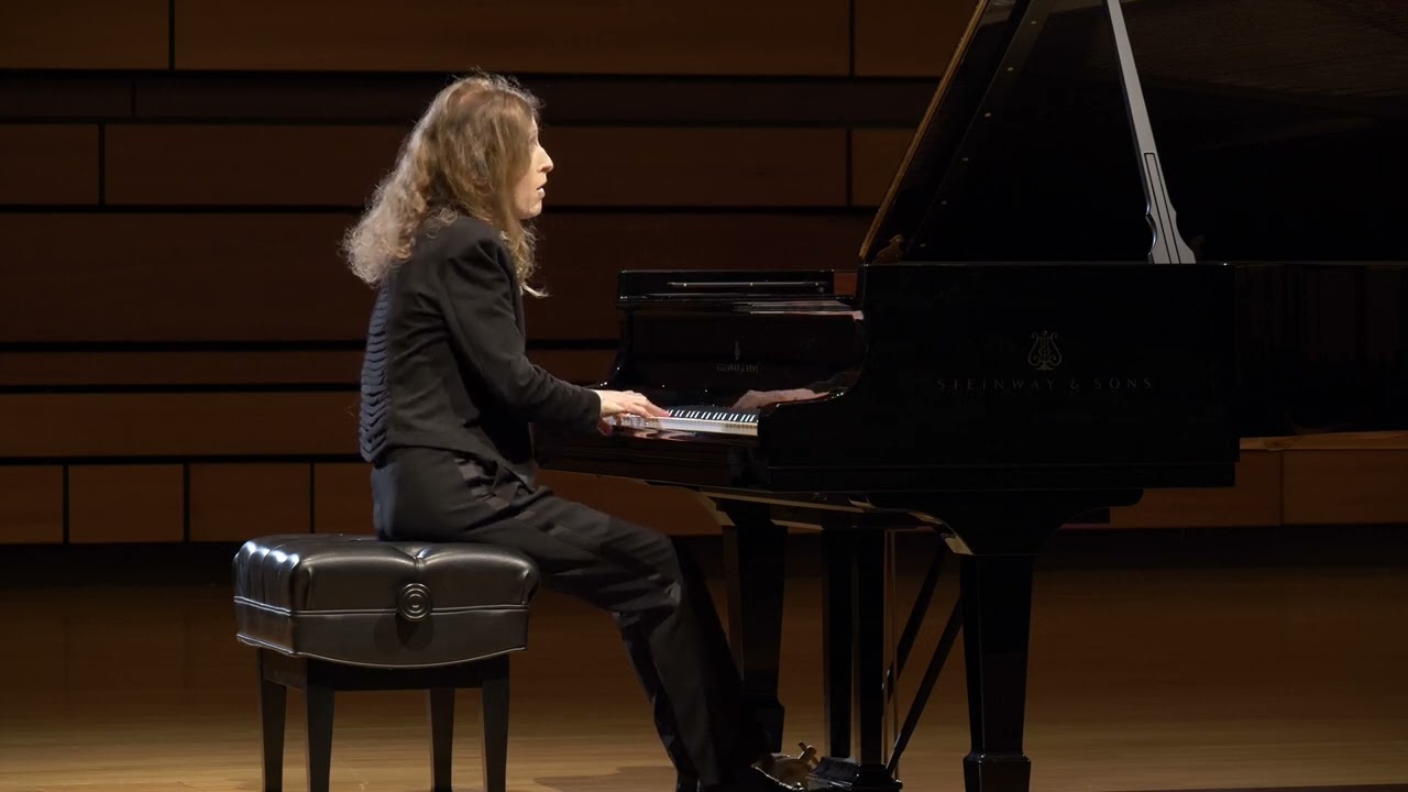 Vitezslava Kaprálová- April Preludes op. 13 no. 3- played by Francine Kay, pianist