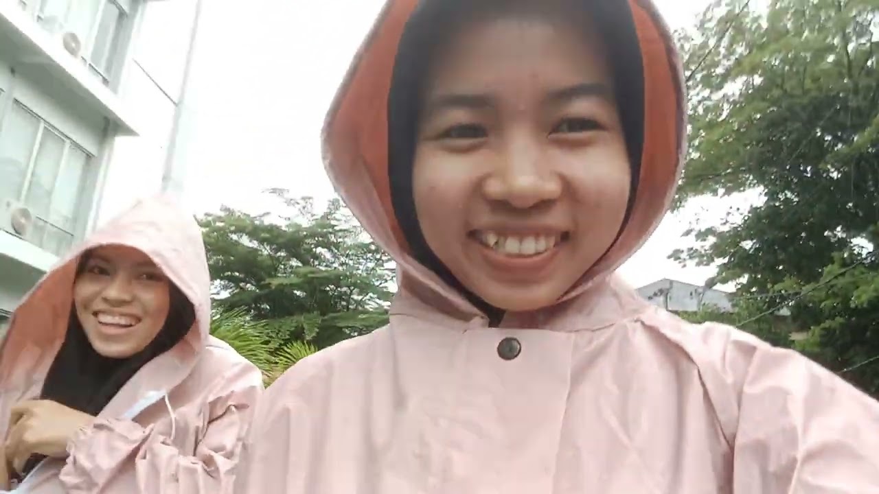 Hujan di kampyus