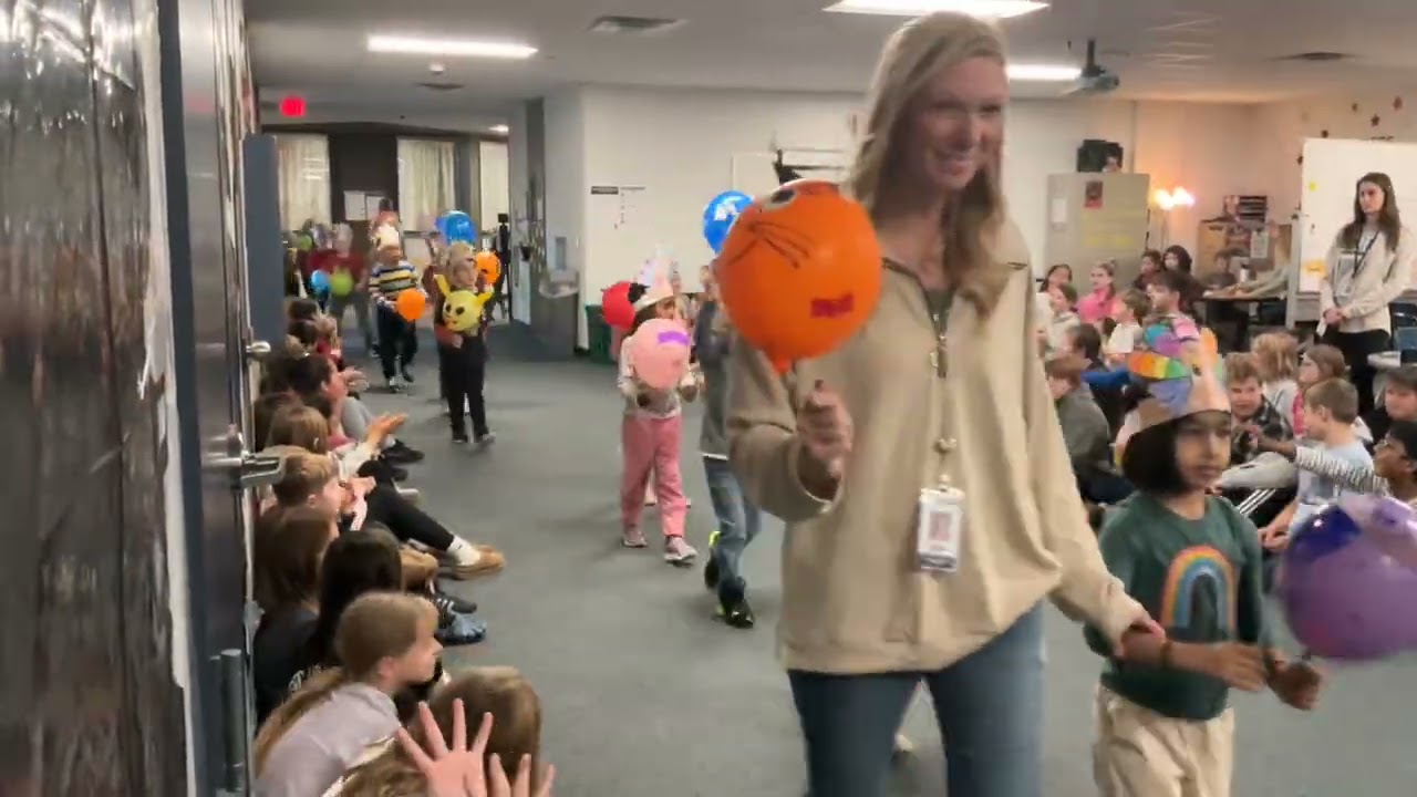 DECEMBER 1, 2025 THANKSGIVING PARADE AT GRANDVIEW 🦃🦃