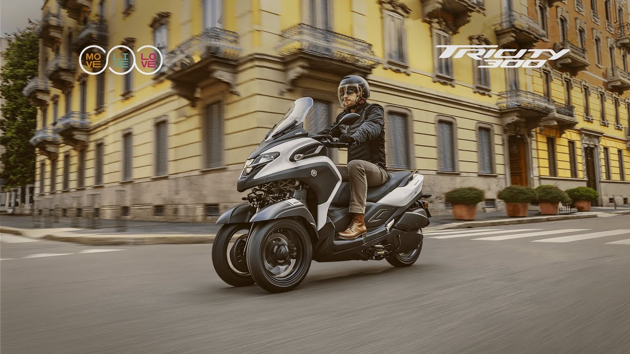 2025 Yamaha Tricity 300: Make Your Move