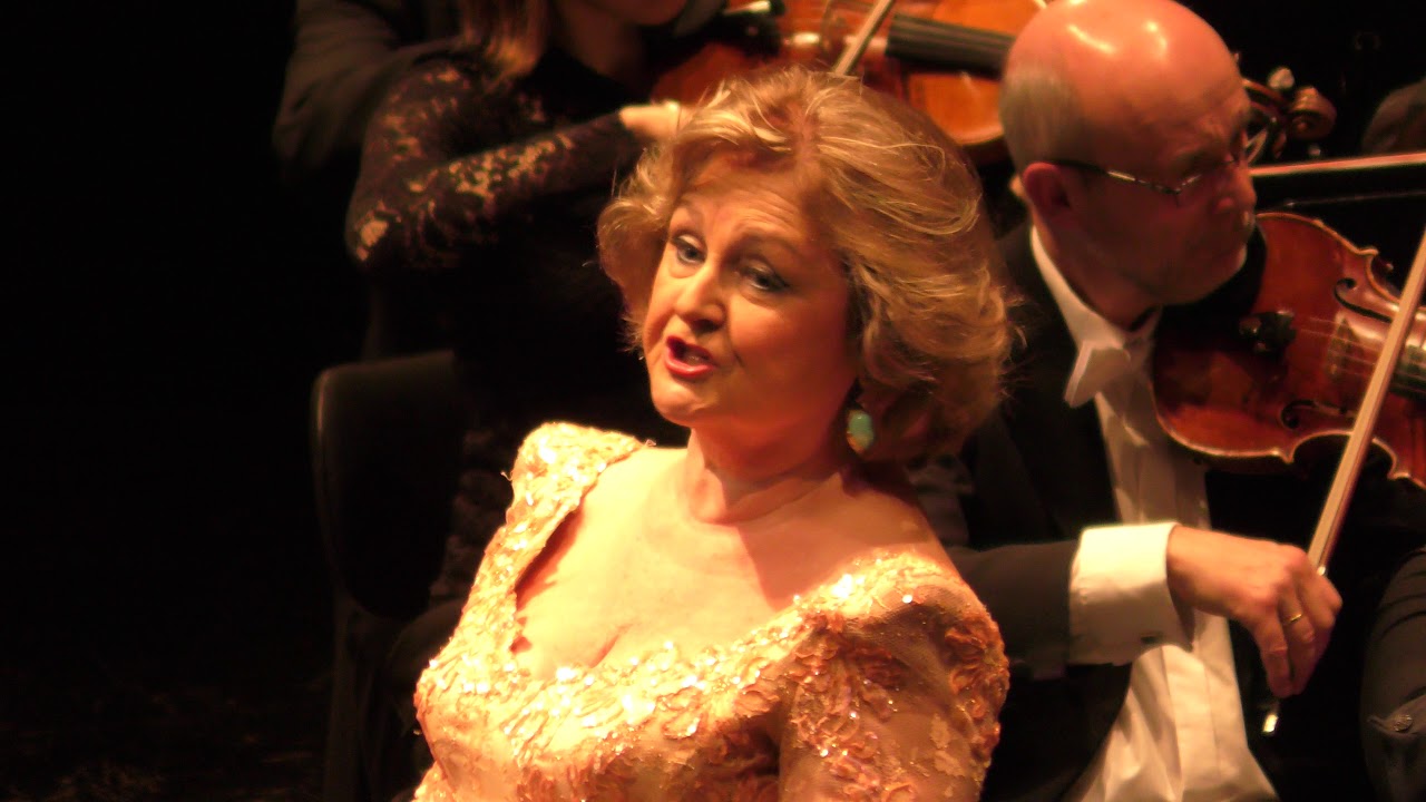 EDITA GRUBEROVA Ah! se un' urna...Ah! la morte (Beatrice di Tenda) 10 December 2018