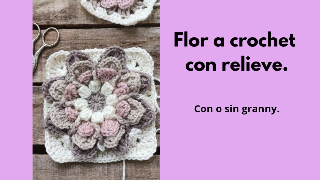 Flor a crochet con relieve.