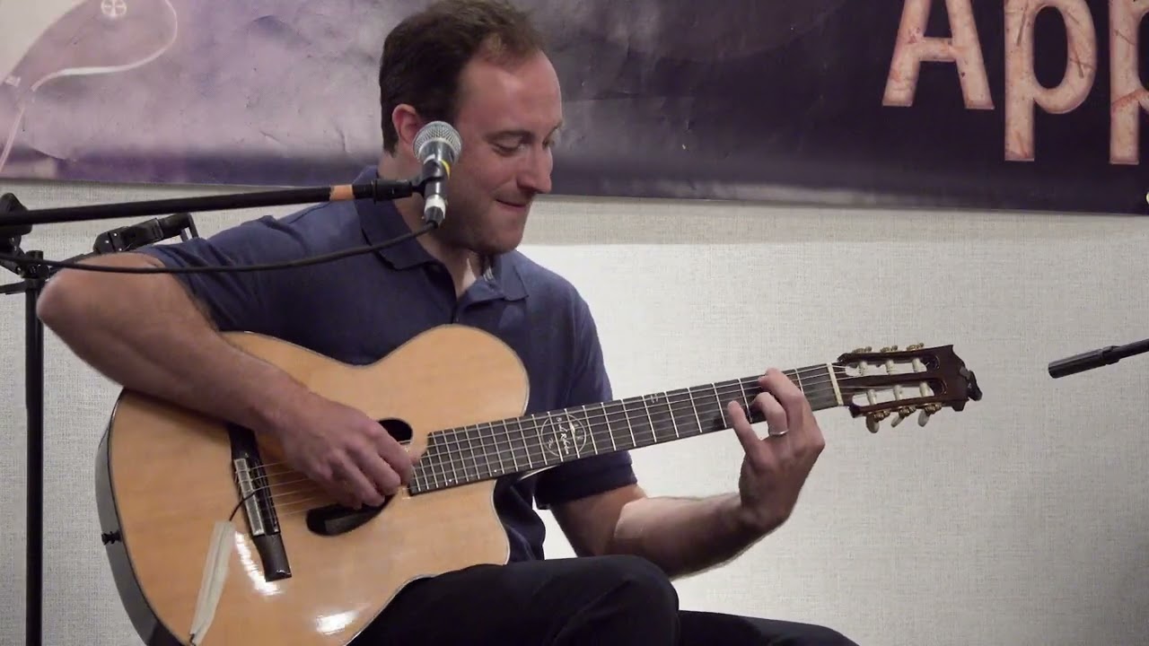 Brooks Robertson plays Jerry Reed's tune Sedina at CAAS 2025.