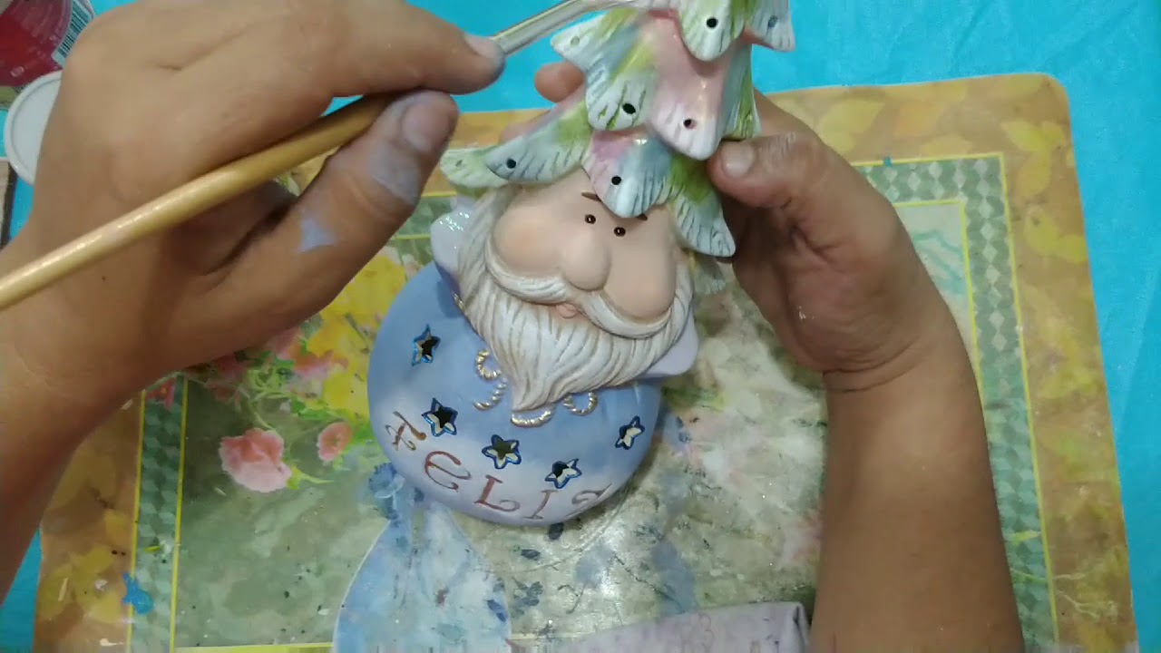 ARBOLITOS NAVIDEÑOS EN COLORES IRIDISCENTES