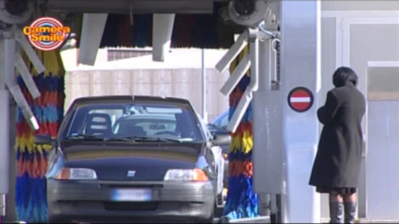 Scherzo bastardissimo: autolavaggio con sorpresa
