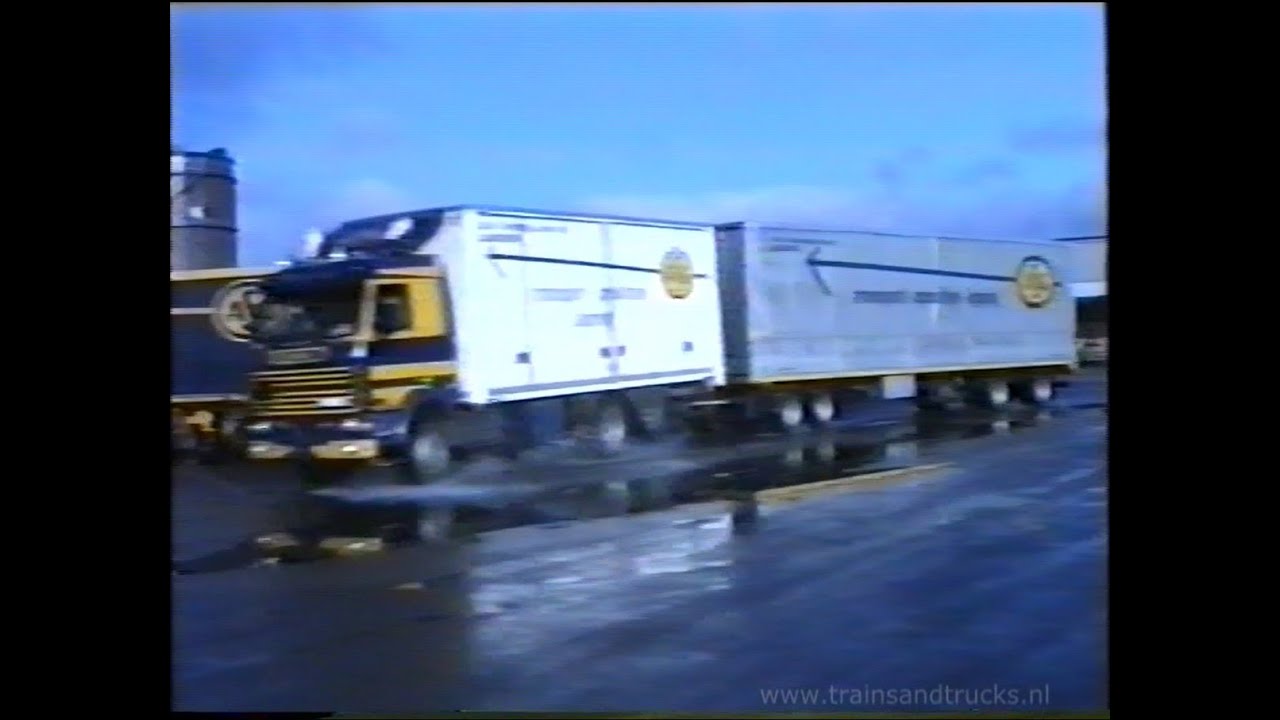ASG trucks in Göteborg (Sweden) in November 1991