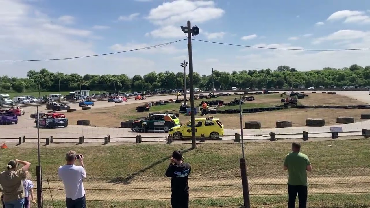 Standlake arena 18th May 2025 1600 prod rods first race