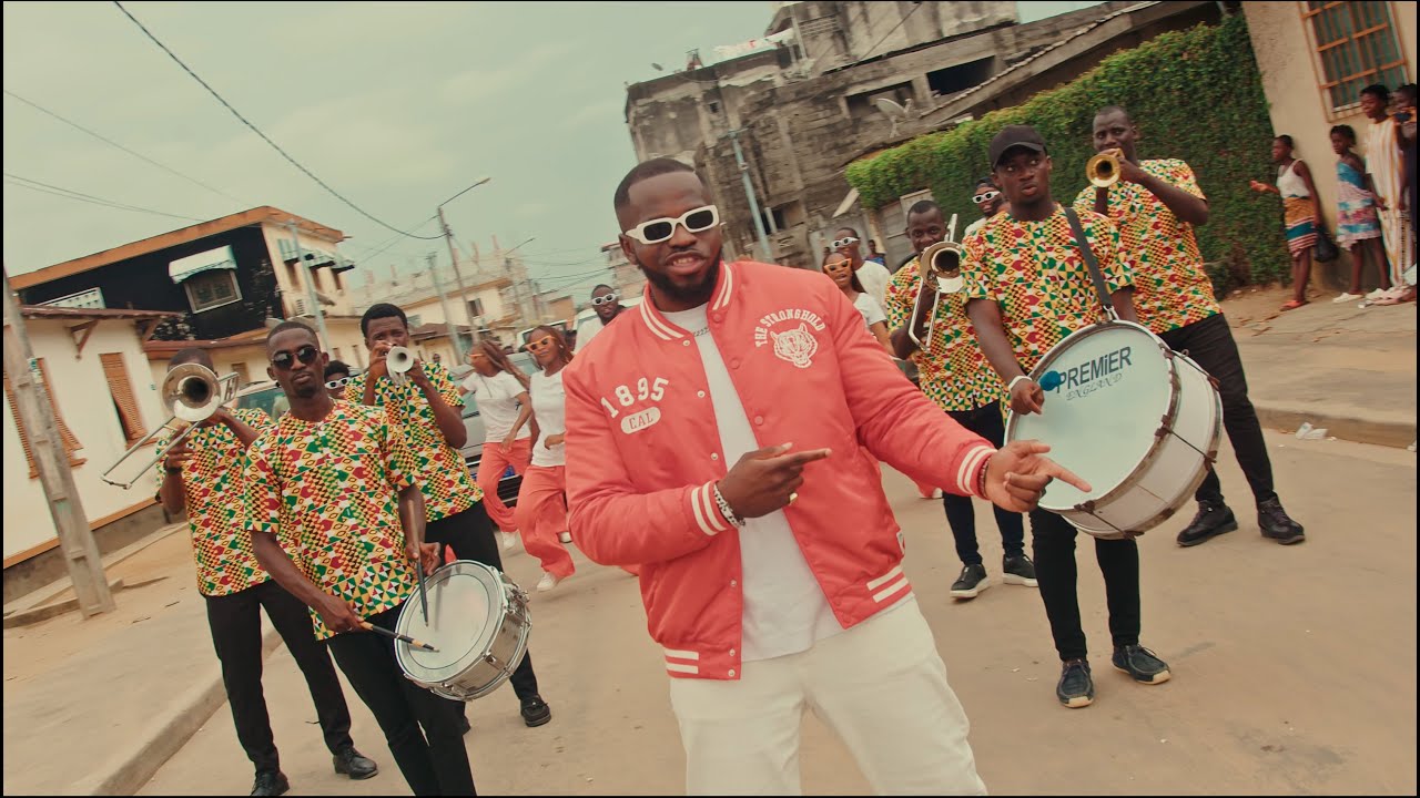 Bigty - Mouvement (Ft. Serviteur Pierre) [Clip Officiel]