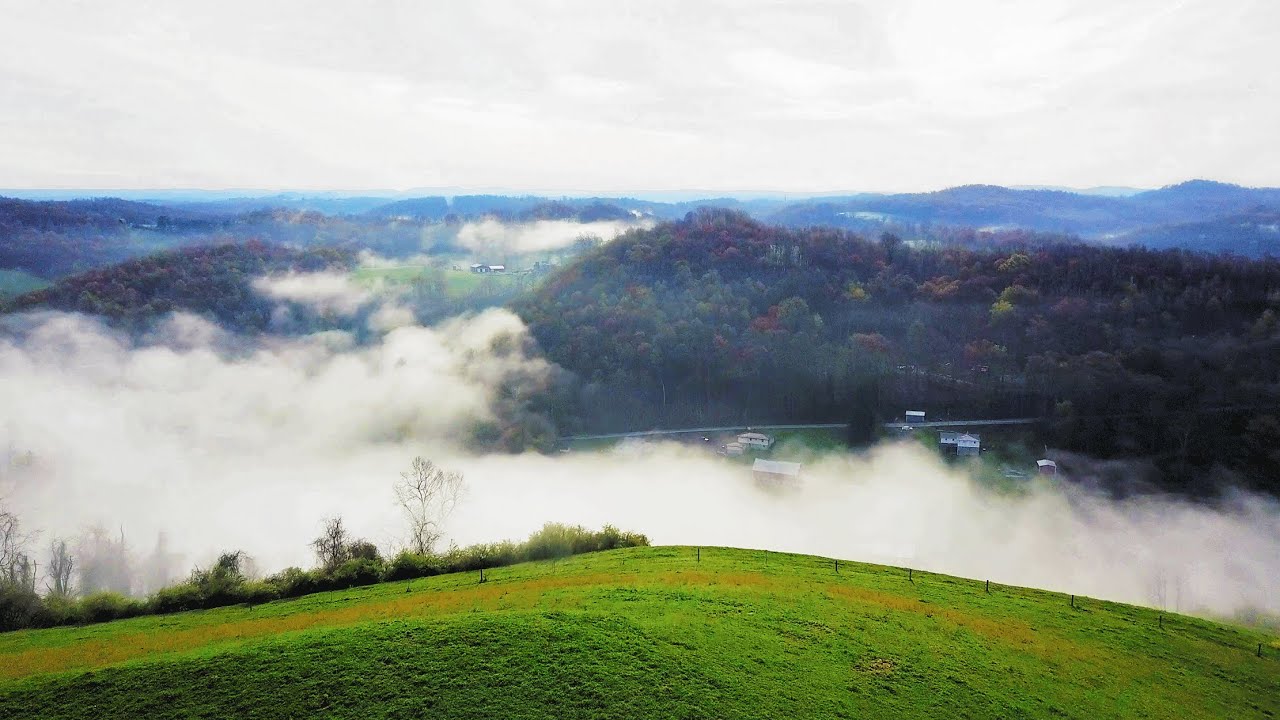 Relaxing 4K Drone Flight Over West Virginia Hills Blanketed in Beautiful Bed of Fog