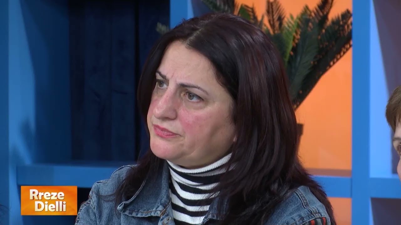 “Vuaj nga zhurma në vesh, si mund ta kuroj”, zonja nga publiku kërkon ndihmën e Ylli Merjes