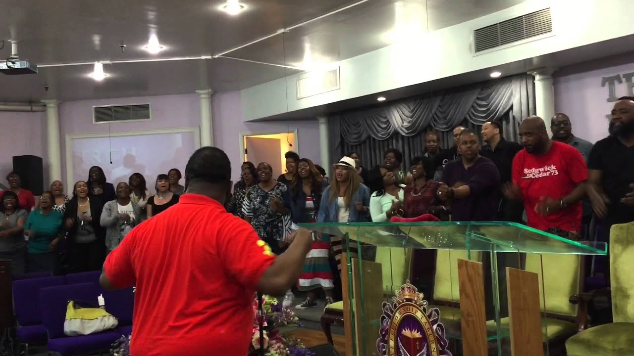 Hezekiah Walker & LFCC - Jesus Is The Light "Reunion Choir Rehearsal"