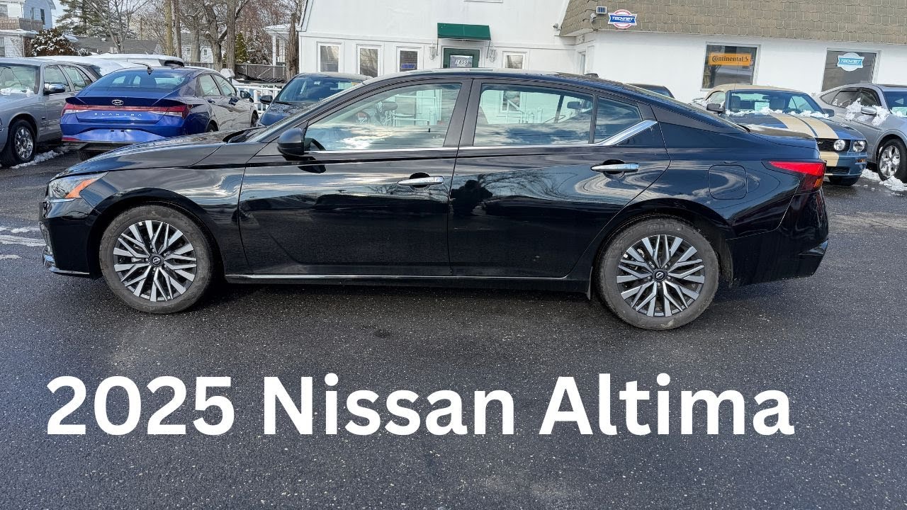 2025 Nissan Altima | Low Miles | Sedan