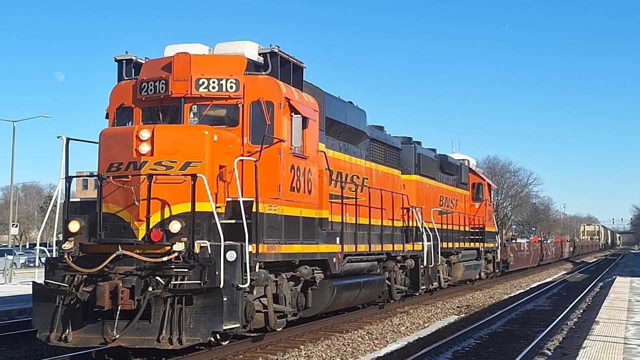 BNSF GP Pair on R-CHI452! (1/29/26)