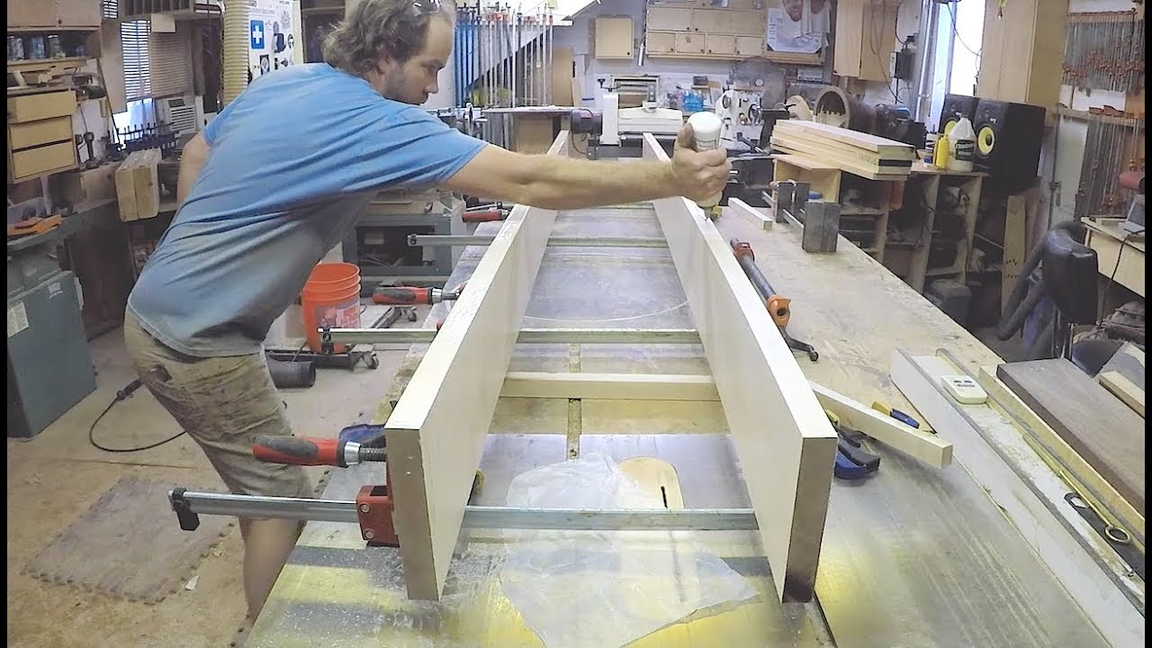 Maple Uplift Standing/Sitting Desk