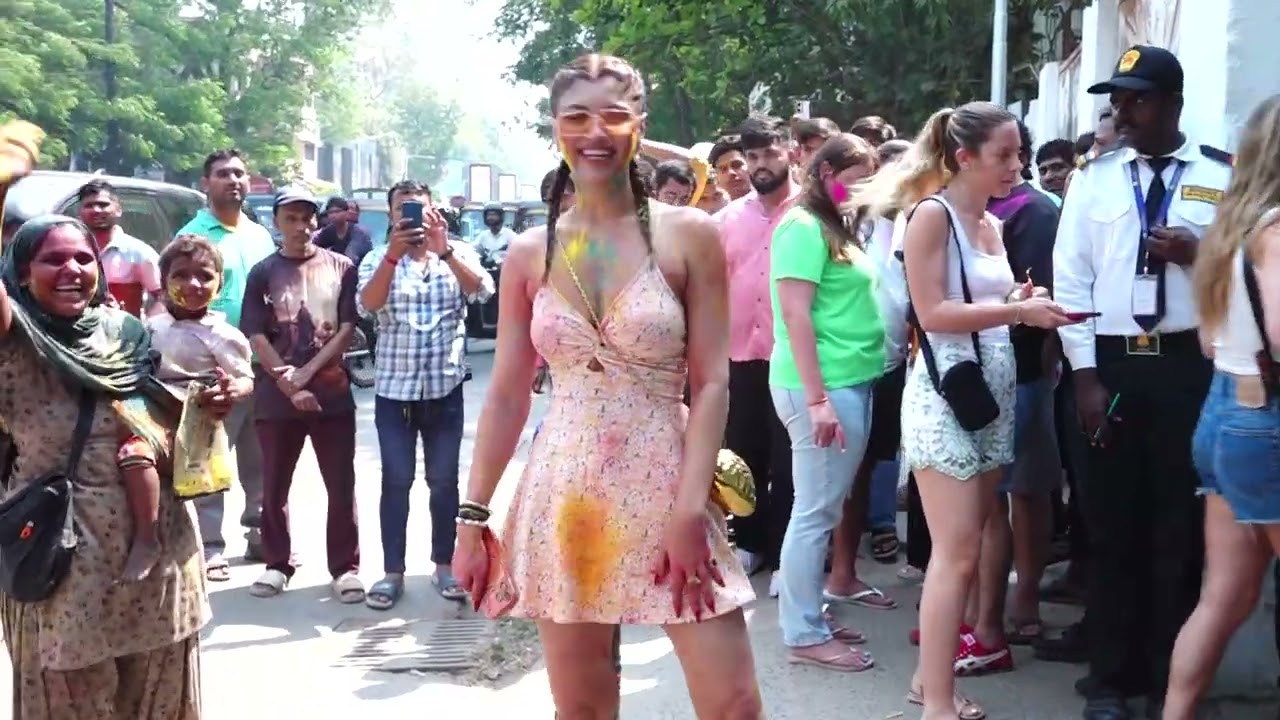 #akankshapuri and #vishaladityasingh spotted at Holi celebration Party #trending 