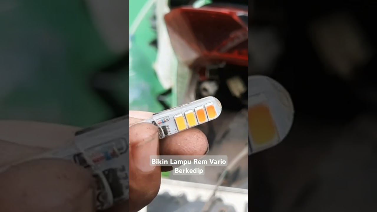 Pasang Lampu Led Kedip Buat Rem Vario 125 Old #lampuledmotor #lampurem