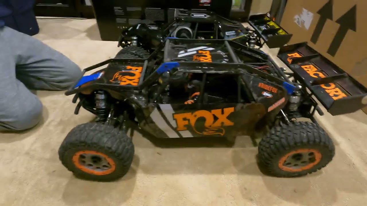 Losi dbxl 2.0 gas unboxing