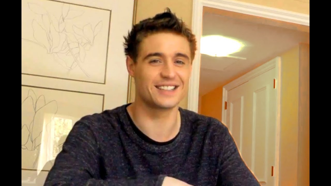 Max Irons - THE HOST Full Interview HD (La Huésped Entrevista)