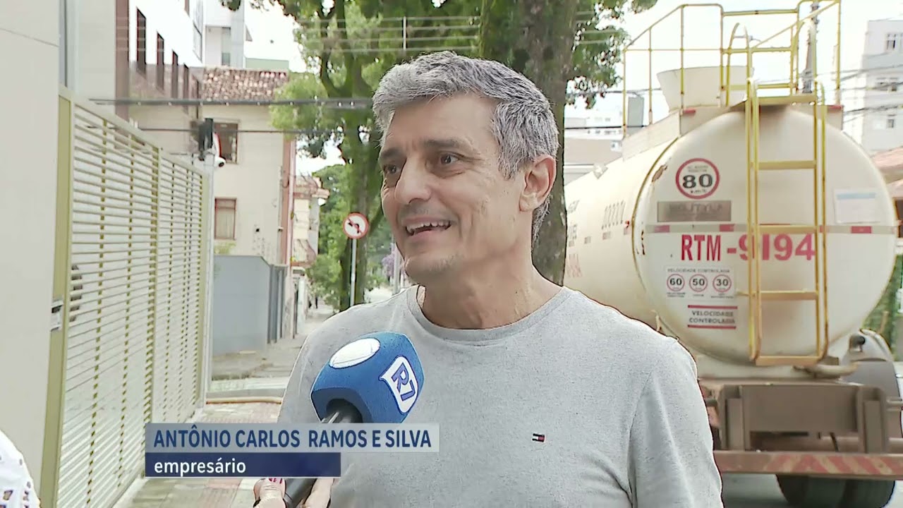 Moradores enfrentam crise de falta de água no Cidade Nova, em BH