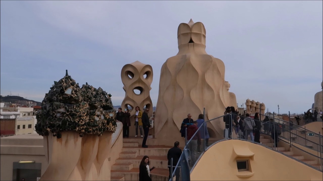WALKING TOUR [2018.04] Antoni Gaudi's Casa Mila aka. La Pedrera