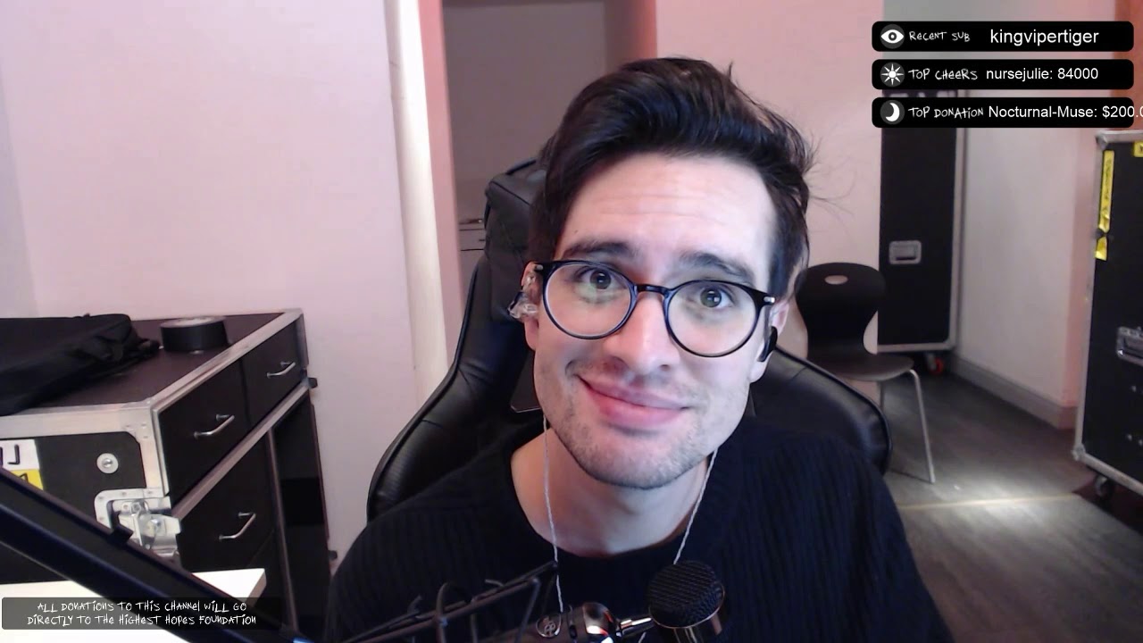 Brendon about homophobic people ☆Gay icon☆