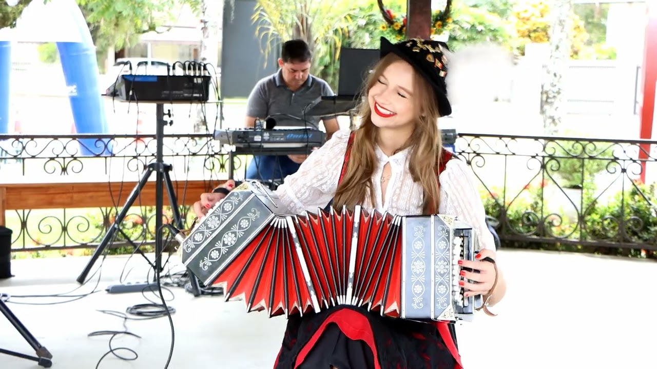 1º CULTURA NA PRAÇA - Anna do Bandoneon  - 12 04 2025