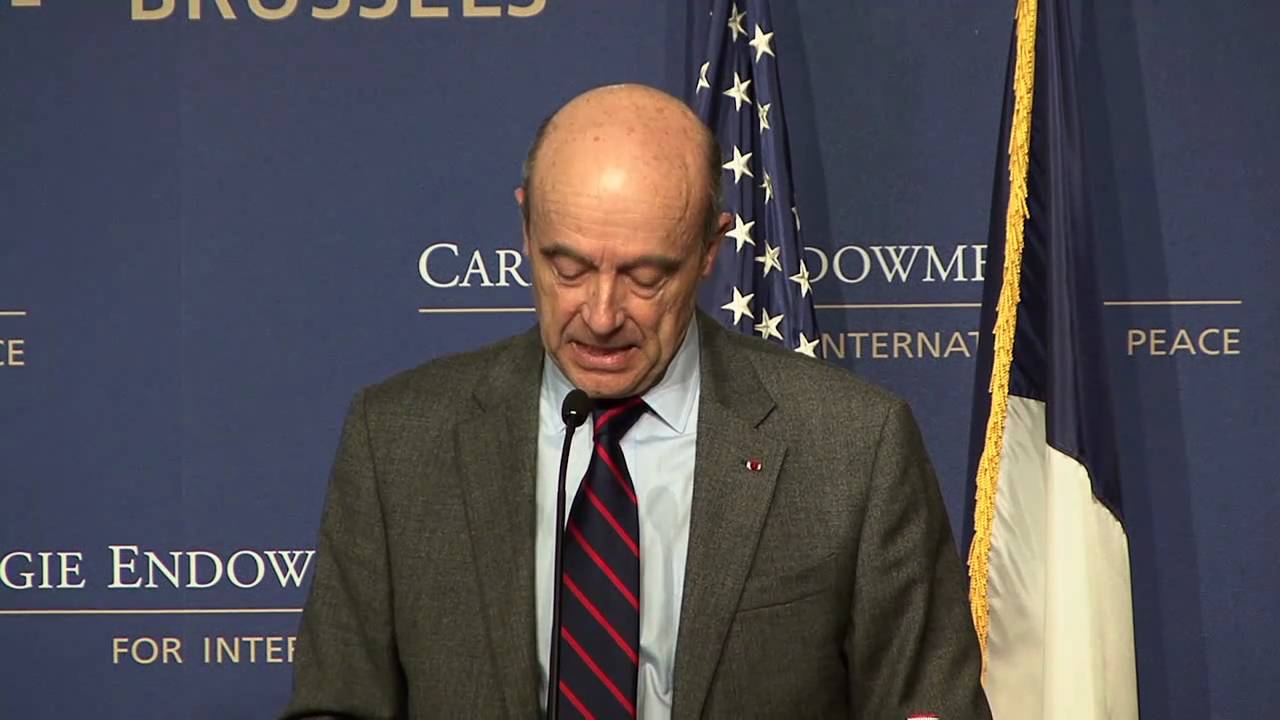 France's Defense Minister visits the U.S.