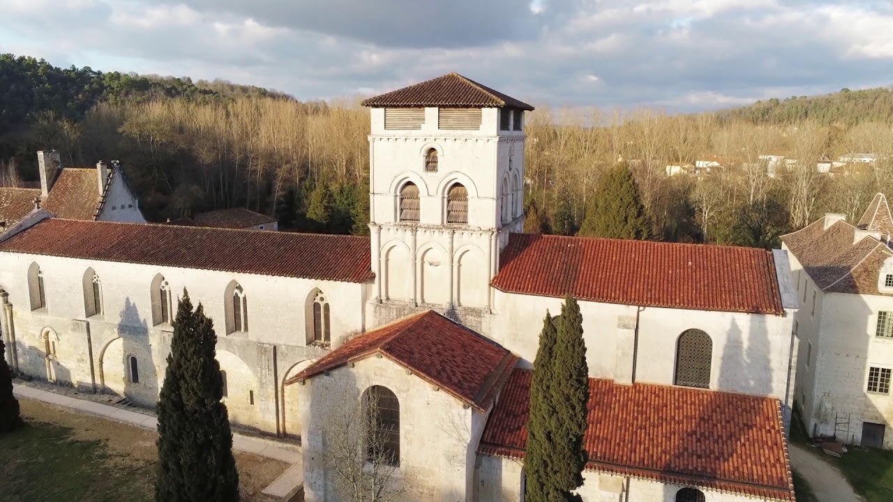 Drone Anafi Abbaye Notre Dame de Chancelade Dordogne
