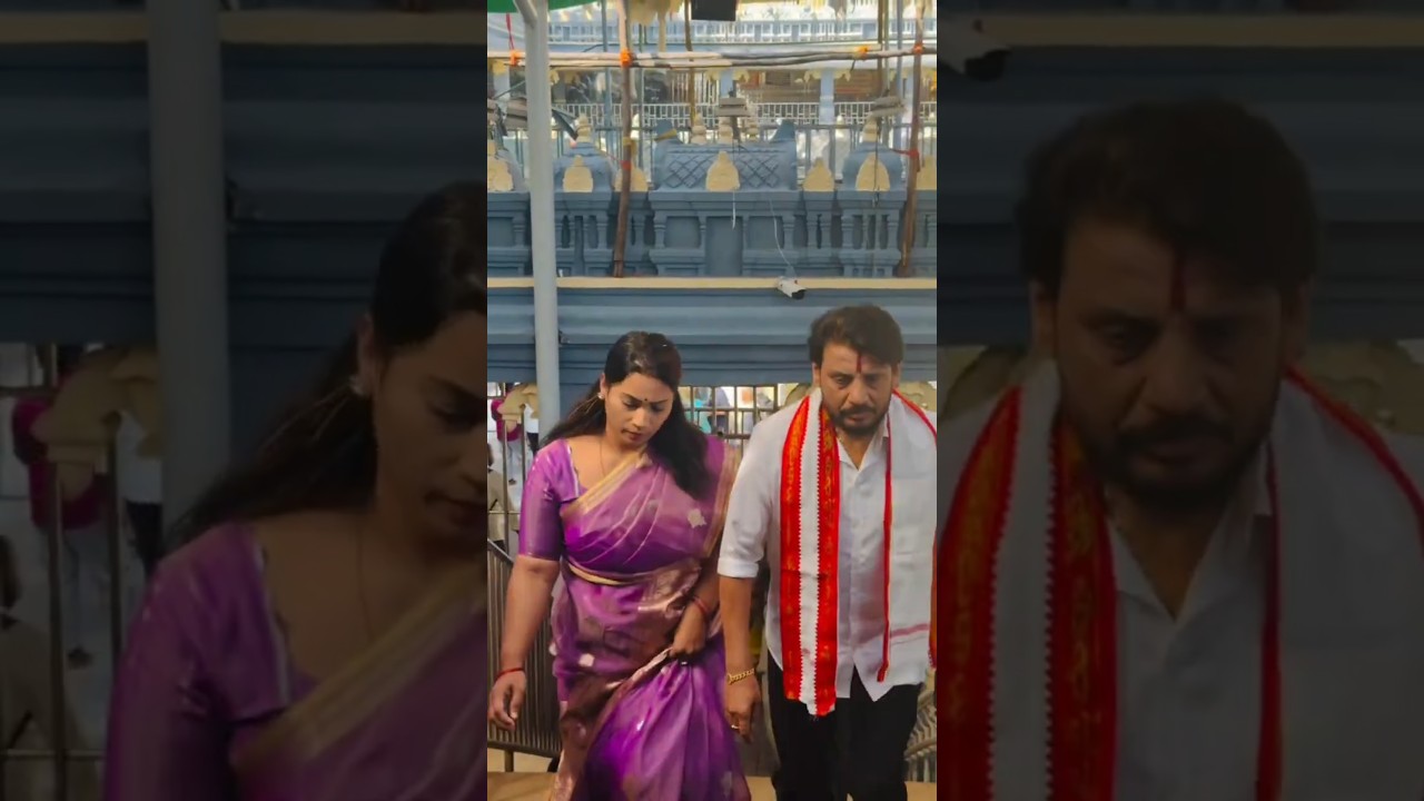 Duvvada Srinivas Madhuri couple visited Goddess Kanakadurga #duvvadasrinivas #trending #yt