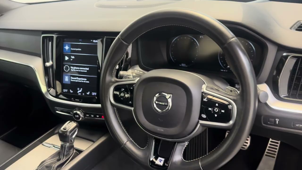 Volvo S60 T5 2.0 R Design Edition Auto