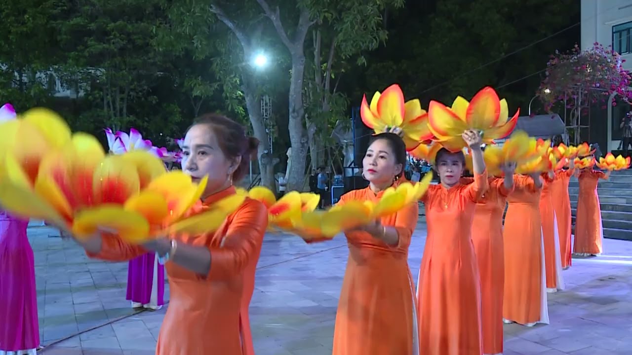 Maria - Mẹ Giáo Phận Vinh