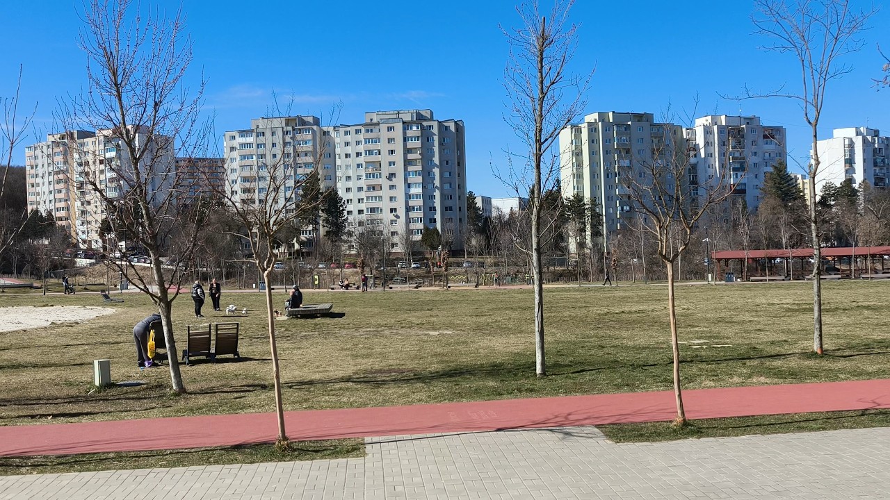 Plimbare in cart. Manastur, zona Mehedinti, Cluj-Napoca