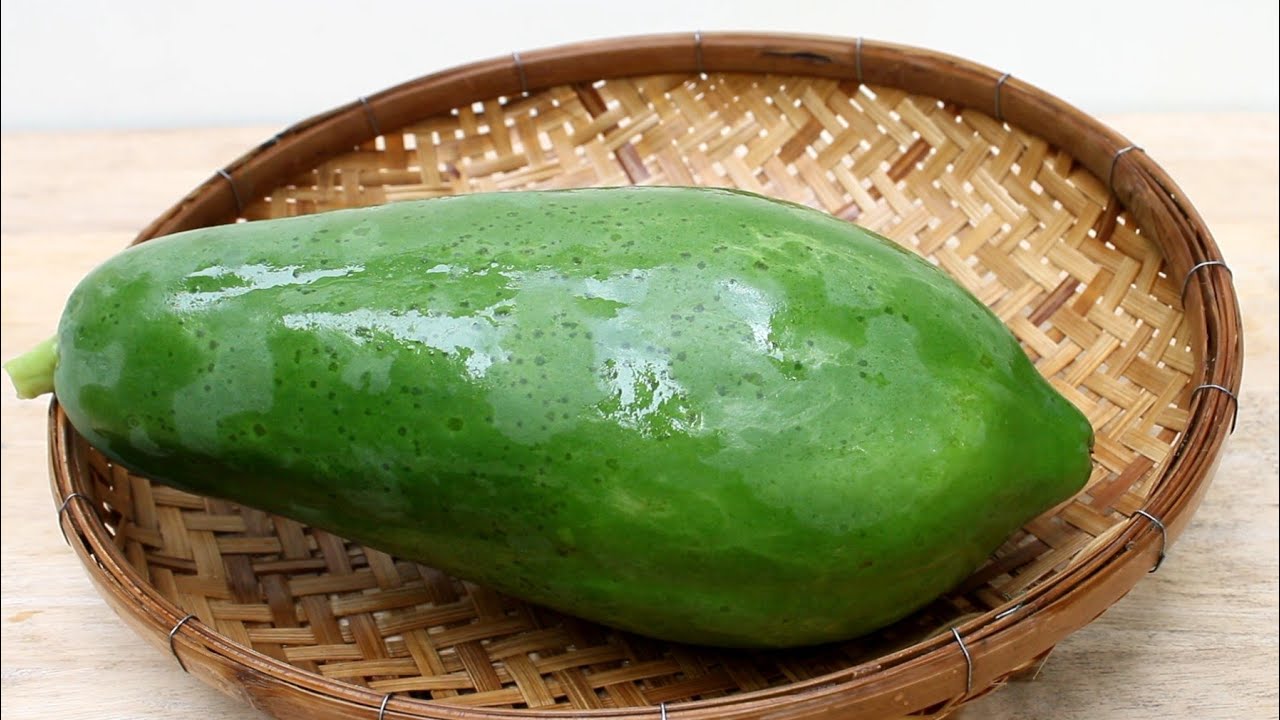 Green papaya with garlic recipe