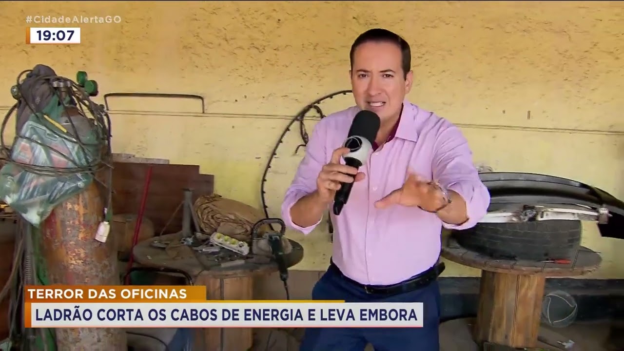 TERROR DAS OFICINAS: LADRÃO CORTA OS CABOS DE ENERGIA E LEVA EMBORA