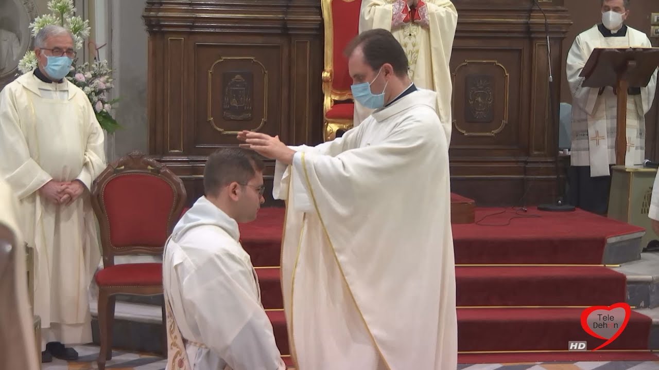 Ordinazione sacerdotale di Don Luigi Ziccolella dalla Cattedrale di Molfetta