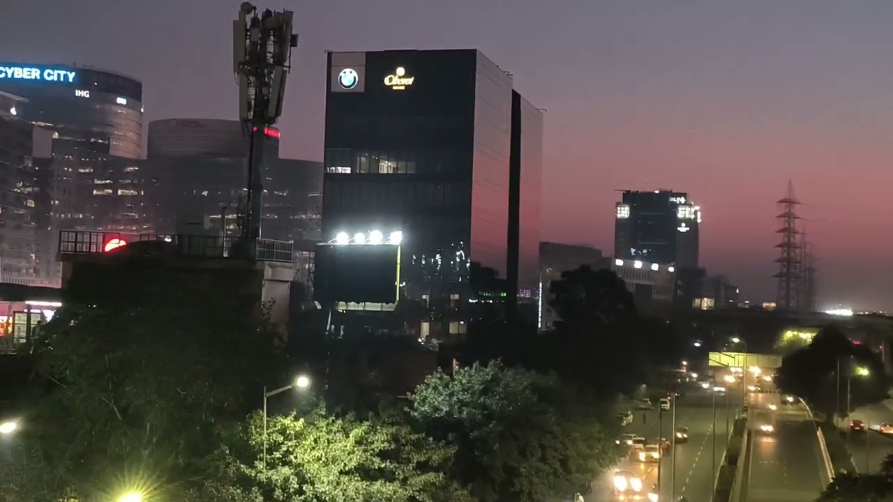 Cyber City Gurgaon Night Vlog | Corporate Life & Amazing View 🌃