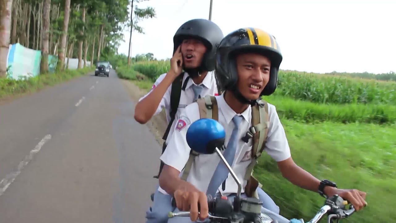 CERITA AKHIR SEKOLAH | FILM DOKUMENTER SMAN 1 KESAMBEN - ANGKATAN XXI | TAHUN 2016/2017 | #31